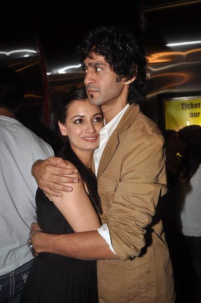 'लव, ब्रेकअप और जिंदगी' के प्रीमियर में सितारे | फोटोशूट