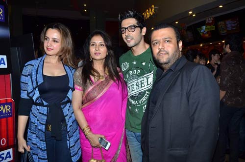 'लव, ब्रेकअप और जिंदगी' के प्रीमियर में सितारे | फोटोशूट