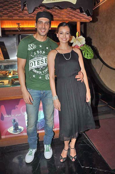 'लव, ब्रेकअप और जिंदगी' के प्रीमियर में सितारे | फोटोशूट