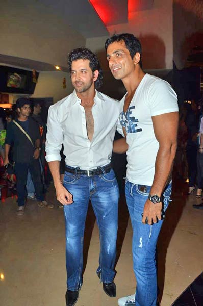 'लव, ब्रेकअप और जिंदगी' के प्रीमियर में सितारे | फोटोशूट