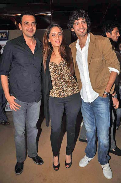 'लव, ब्रेकअप और जिंदगी' के प्रीमियर में सितारे | फोटोशूट