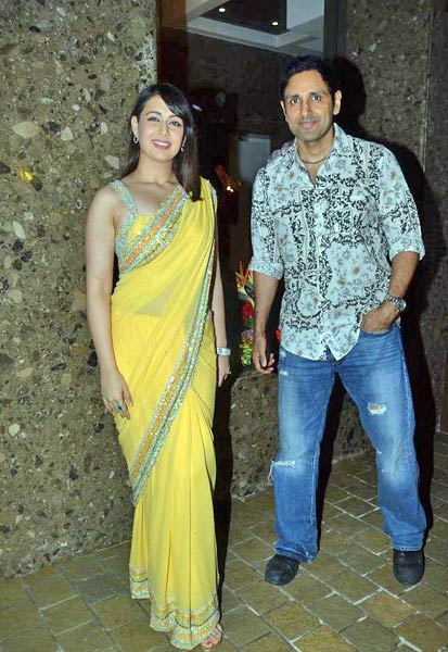 महदीप की पार्टी में उमड़ा बॉलीवुड | सेक्सी स्मिता