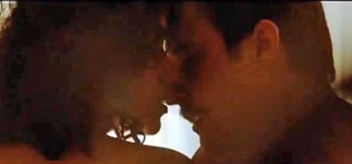 'साहब, बीवी और गैंगस्‍टर' की पहली झलक...। न्‍यूड मल्लिका