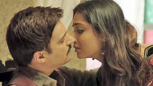 'साहब, बीवी और गैंगस्‍टर' की पहली झलक...। न्‍यूड मल्लिका