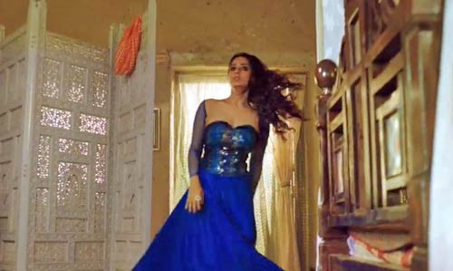 'साहब, बीवी और गैंगस्‍टर' की पहली झलक...। न्‍यूड मल्लिका