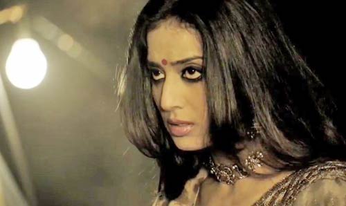 'साहब, बीवी और गैंगस्‍टर' की पहली झलक...। न्‍यूड मल्लिका