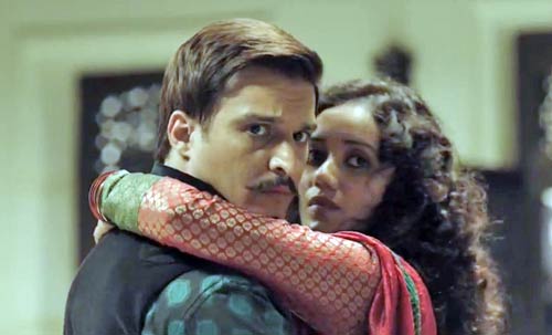 'साहब, बीवी और गैंगस्‍टर' की पहली झलक...। न्‍यूड मल्लिका