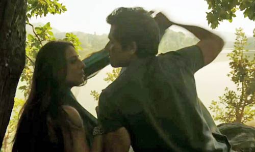 'साहब, बीवी और गैंगस्‍टर' की पहली झलक...। न्‍यूड मल्लिका