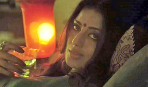 'साहब, बीवी और गैंगस्‍टर' की पहली झलक...। न्‍यूड मल्लिका