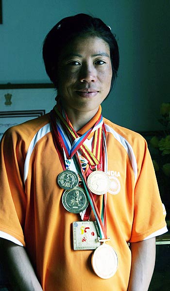 गोल्डन पंच जड़ने में माहिर हैं मैरी कॉम