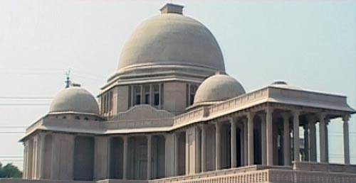 तस्‍वीरों में देखें मायावती का पार्क प्रेम...| क्‍या है पार्क में