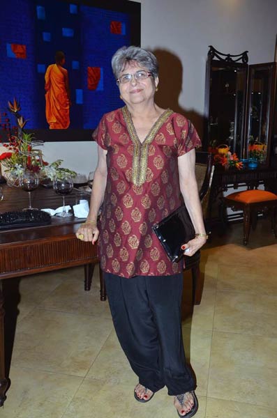 'इस्‍टा' की पार्टी में उमड़े सितारे । सितारों की मस्‍ती