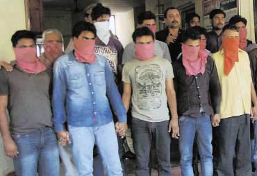 26 अक्‍टूबर 2011: तस्‍वीरों में देखें इंडिया टुडे | पढ़ें: इंडिया टुडे