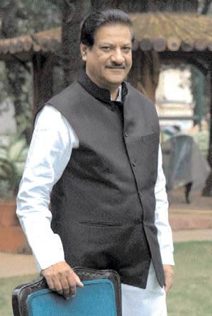 26 अक्‍टूबर 2011: तस्‍वीरों में देखें इंडिया टुडे | पढ़ें: इंडिया टुडे