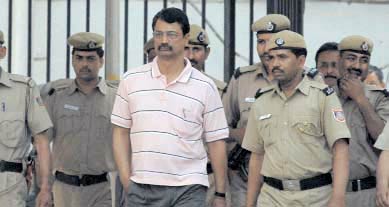 26 अक्‍टूबर 2011: तस्‍वीरों में देखें इंडिया टुडे | पढ़ें: इंडिया टुडे