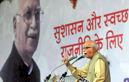 16 अक्टूबर 2011: तस्वीरों में देखें दिनभर की बड़ी खबरें | पढ़ें