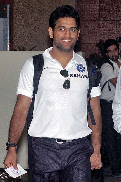 18 अक्टूबर 2011: तस्वीरों में देखें दिनभर की बड़ी खबरें  | पढ़ें