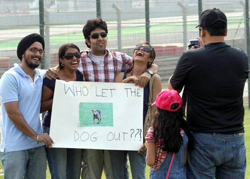 30 अक्‍टूबर 2011: तस्वीरों में देखें दिनभर की बड़ी खबरें | पढ़ें