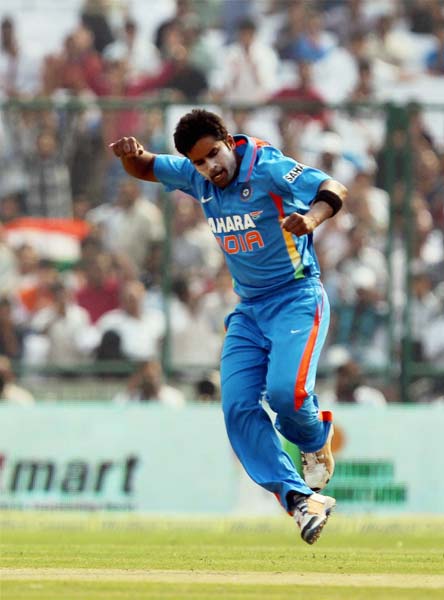 17 अक्टूबर 2011: तस्वीरों में देखें दिनभर की बड़ी खबरें | पढ़ें