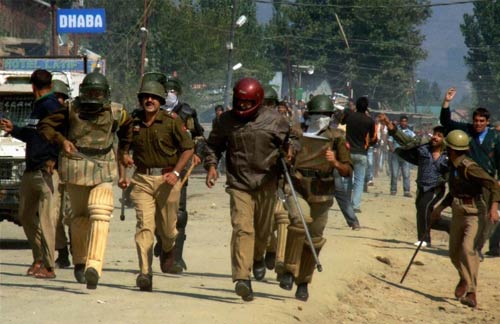 15 अक्टूबर 2011: तस्वीरों में देखें दिनभर की बड़ी खबरें | पढ़ें