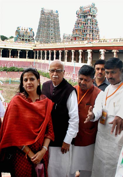 28 अक्‍टूबर 2011: तस्वीरों में देखें दिनभर की बड़ी खबरें | पढ़ें