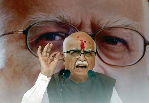 17 अक्टूबर 2011: तस्वीरों में देखें दिनभर की बड़ी खबरें | पढ़ें