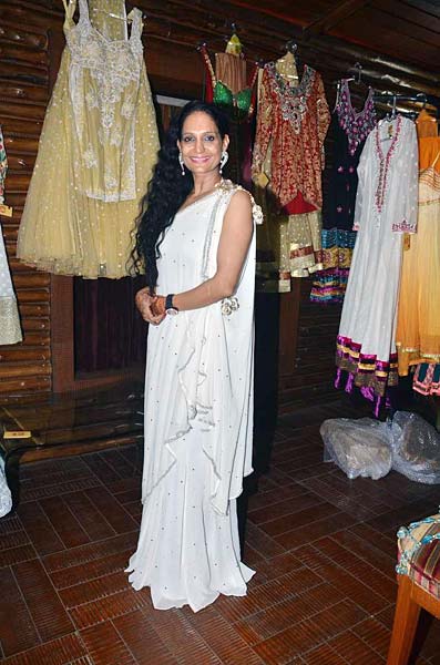 निम्‍मू के कलेक्‍शन लॉन्‍च पर हसीनाएं | ब्राइडल वीक