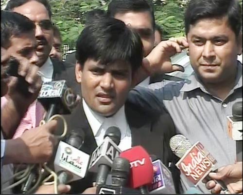 21 अक्‍टूबर 2011: तस्वीरों में देखें दिनभर की बड़ी खबरें  | पढ़ें