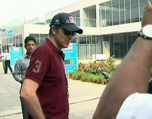 एफ-1 रेस देखने पहुंचे सितारे | सेबेस्टियन बने चैंपियन