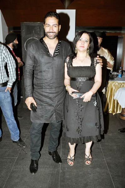 ओपा रेस्‍टोरेंट के लॉन्‍च के मौके पर सितारे | हॉट फोटोशूट