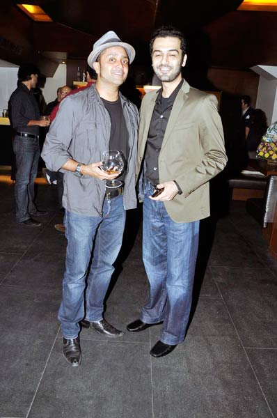 ओपा रेस्‍टोरेंट के लॉन्‍च के मौके पर सितारे | हॉट फोटोशूट