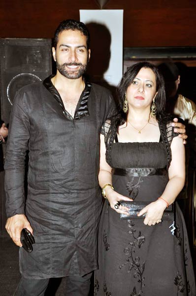 ओपा रेस्‍टोरेंट के लॉन्‍च के मौके पर सितारे | हॉट फोटोशूट