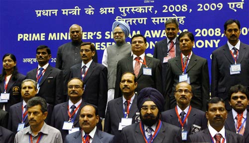 13 अक्टूबर 2011: तस्वीरों में देखें दिनभर की बड़ी खबरें | पढ़ें