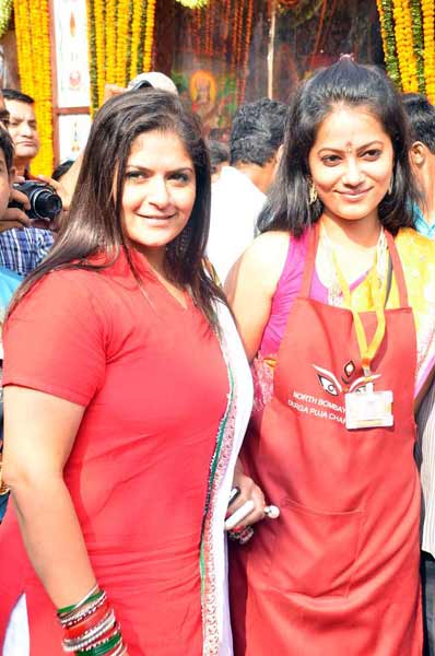 सिनेमा जगत के दिग्‍गजों की दुर्गापूजा...। विशेष कवरेज