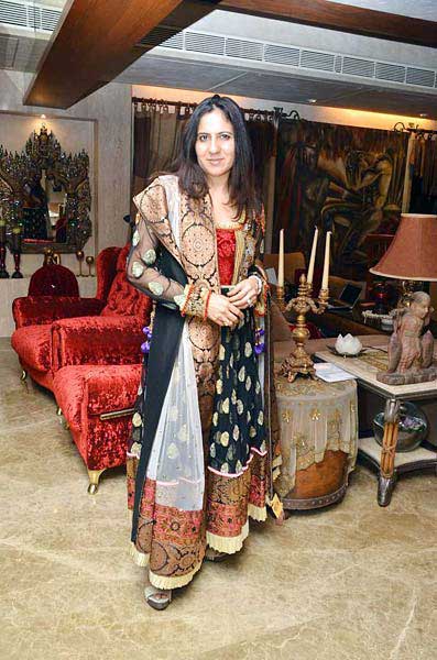 निम्‍मू के कलेक्‍शन लॉन्‍च पर हसीनाएं | ब्राइडल वीक