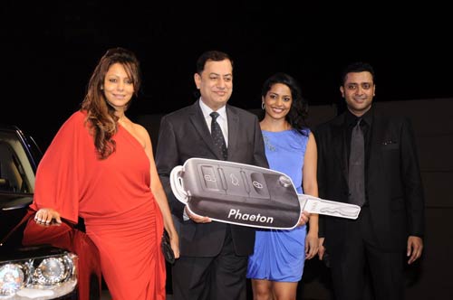 गौरी बनी 'जी.वन' खान की 'छम्मकछल्लो' । रैंप पर गौरी