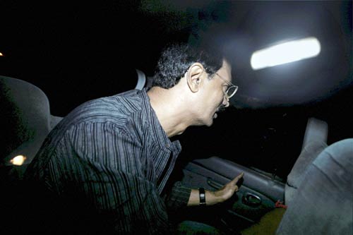 13 अक्टूबर 2011: तस्वीरों में देखें दिनभर की बड़ी खबरें | पढ़ें