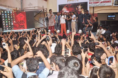 'रॉकस्टार' में नरगिस-रणबीर की कैमेस्ट्री | रॉकस्टार की पार्टी