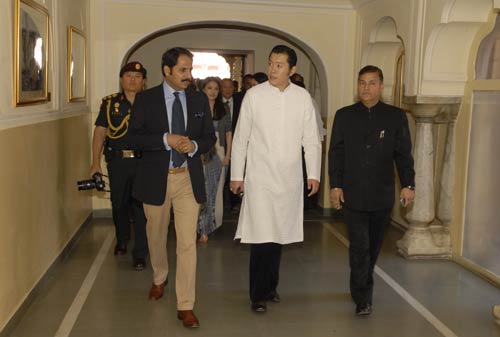 भूटान का शाही दंपति हनीमून मनाने जयपुर पहुंचा