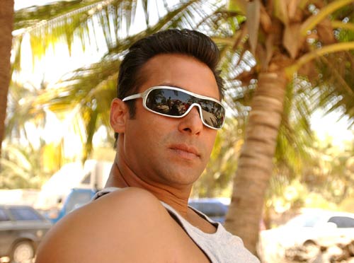 देखें 'दबंग' सलमान का जीवन | सलमान पर विशेष