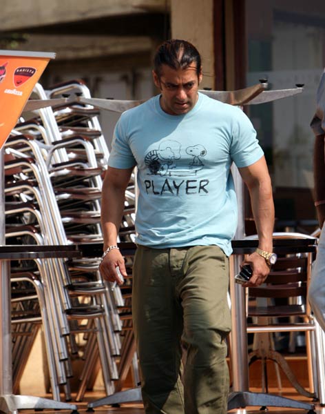 देखें 'दबंग' सलमान का जीवन | सलमान पर विशेष