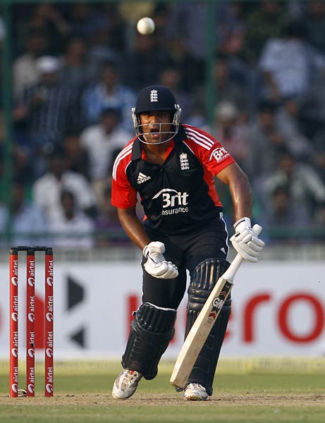 दूसरे वनडे में टीम इंडिया ने इंग्‍लैंड को दी करारी मात