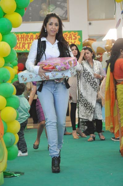 संजय दत्त के जुड़वा बच्‍चों की बर्थडे पार्टी | फोटो