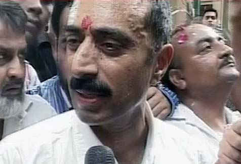 संजीव भट्ट को जमानत, मोदी को लगा झटका