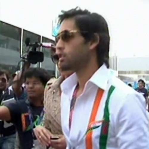 एफ-1 रेस देखने पहुंचे सितारे | सेबेस्टियन बने चैंपियन