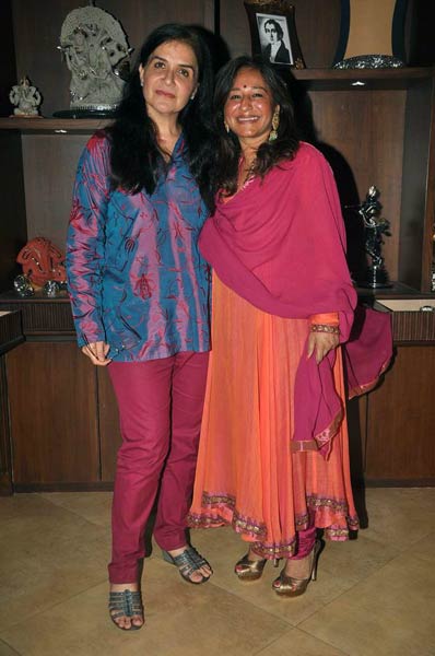 'इस्‍टा' की पार्टी में उमड़े सितारे । सितारों की मस्‍ती