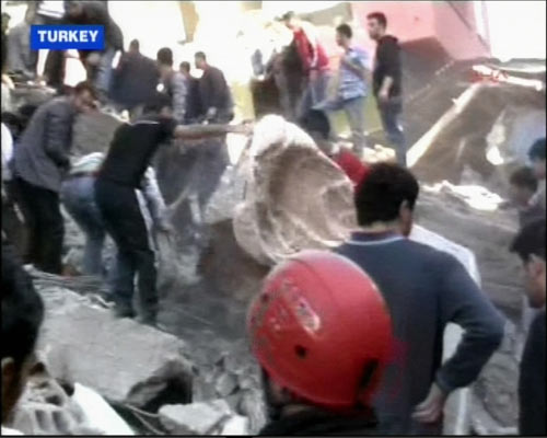 तस्‍वीरों में देखें टर्की का प्रलयंकारी भूकंप