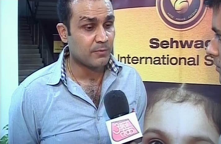 10 अक्टूबर 2011: तस्वीरों में देखें दिनभर की बड़ी खबरें | पढ़ें