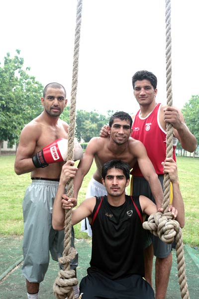 देश को विजेंदर के गोल्डन मुक्के का इंतजार