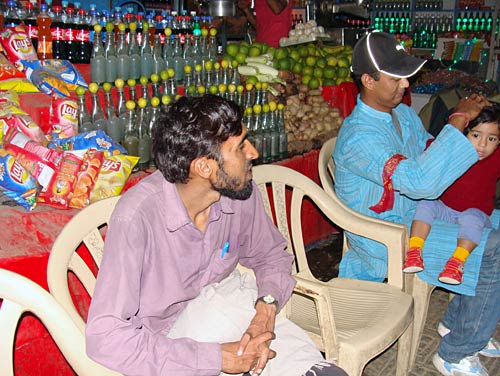 चलो बुलावा आया है, माता ने बुलाया है... | विशेष कवरेज